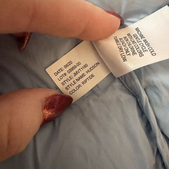 Johnnie-O Men's Riptide Blue Hudson Puffer Full Zip Vest Brand Size Medium - Picture 8 of 9